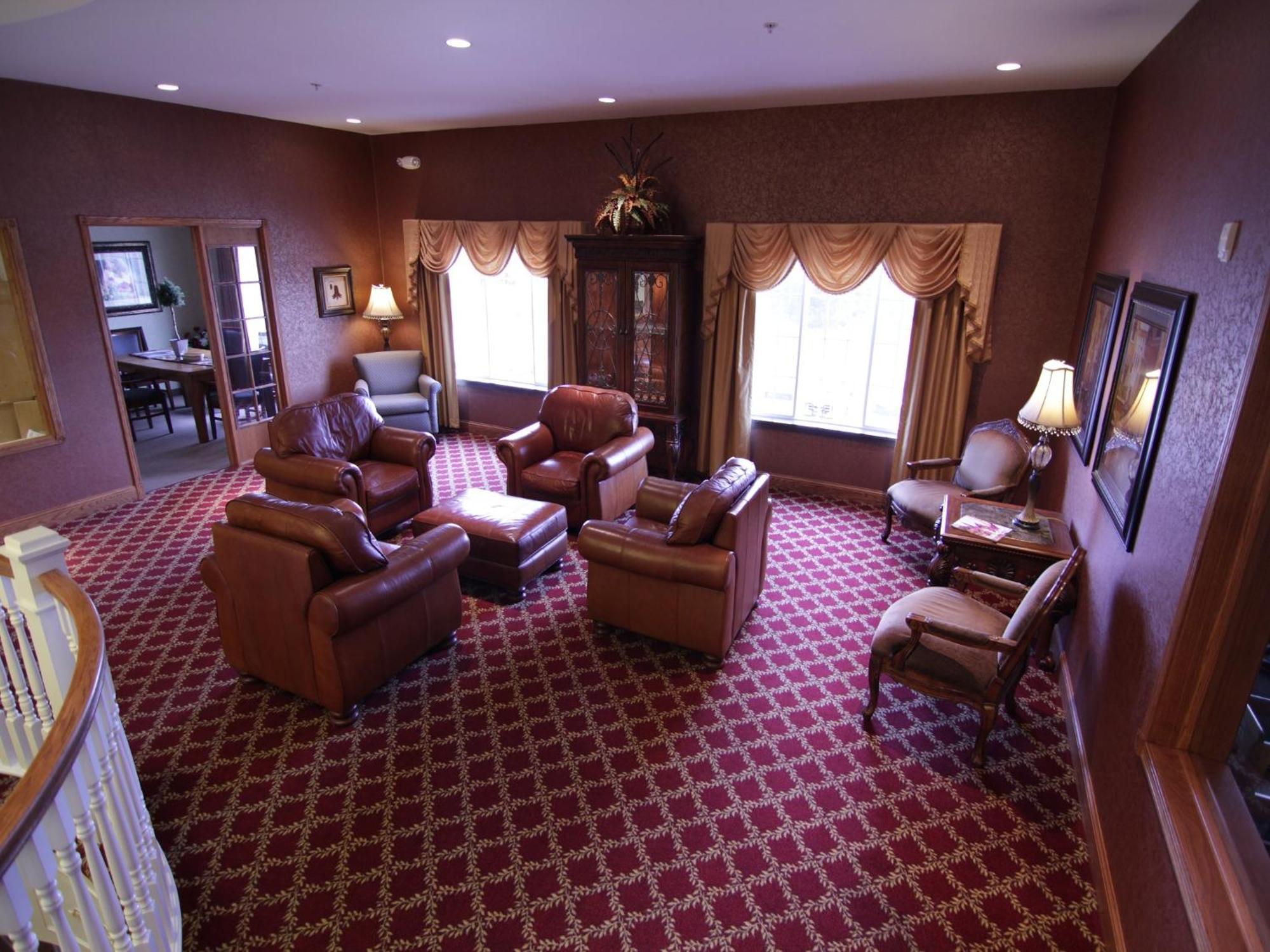 Town & Country Inn And Suites Quincy Bagian luar foto